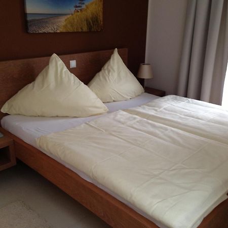 טימנדורפר שטרנד Ostsee Lodges Mit Wellnessbereich מראה חיצוני תמונה