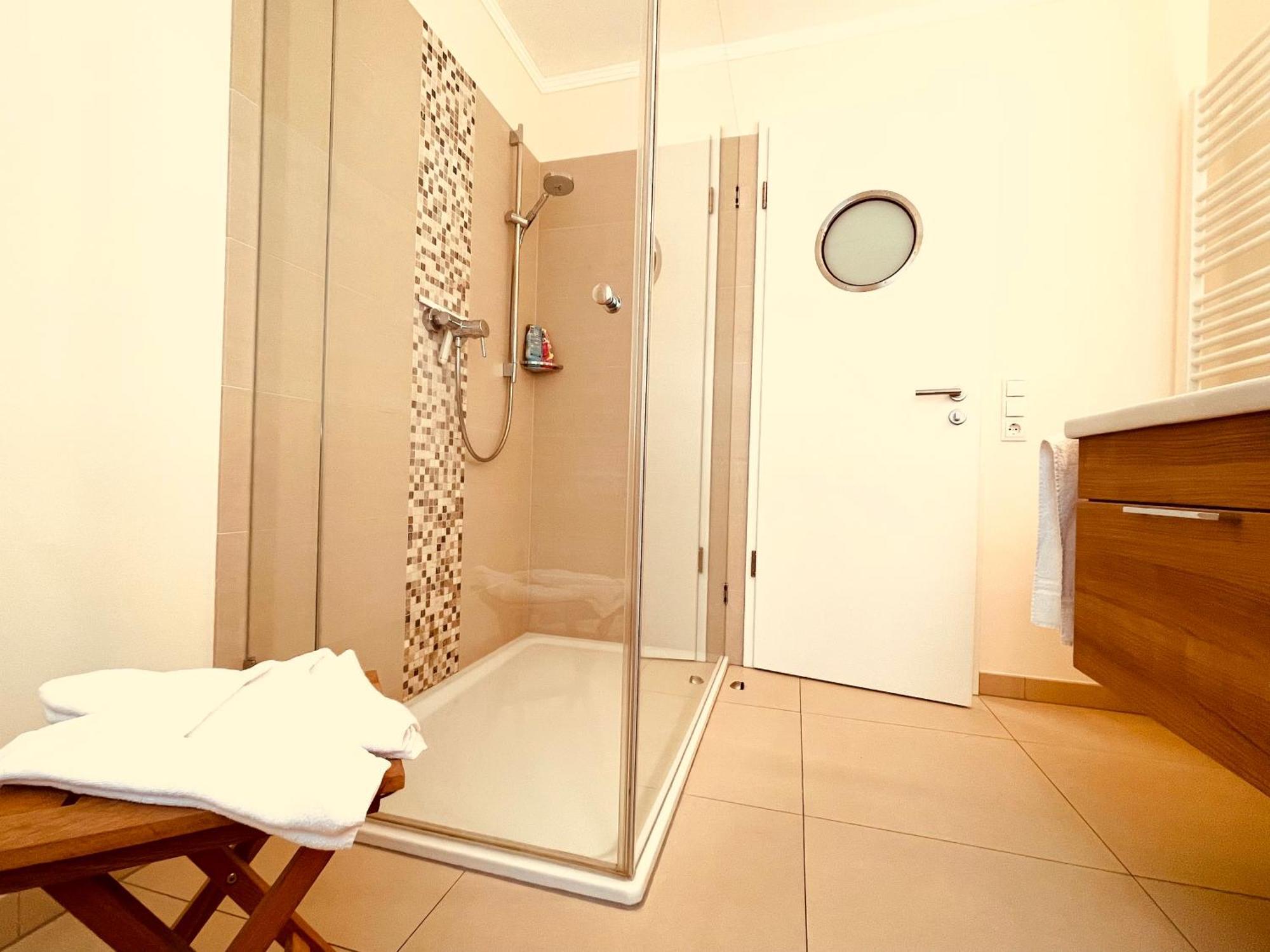 טימנדורפר שטרנד Ostsee Lodges Mit Wellnessbereich מראה חיצוני תמונה